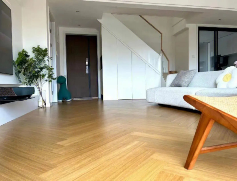 南京新房装修，铺木地板和复合地板哪种好